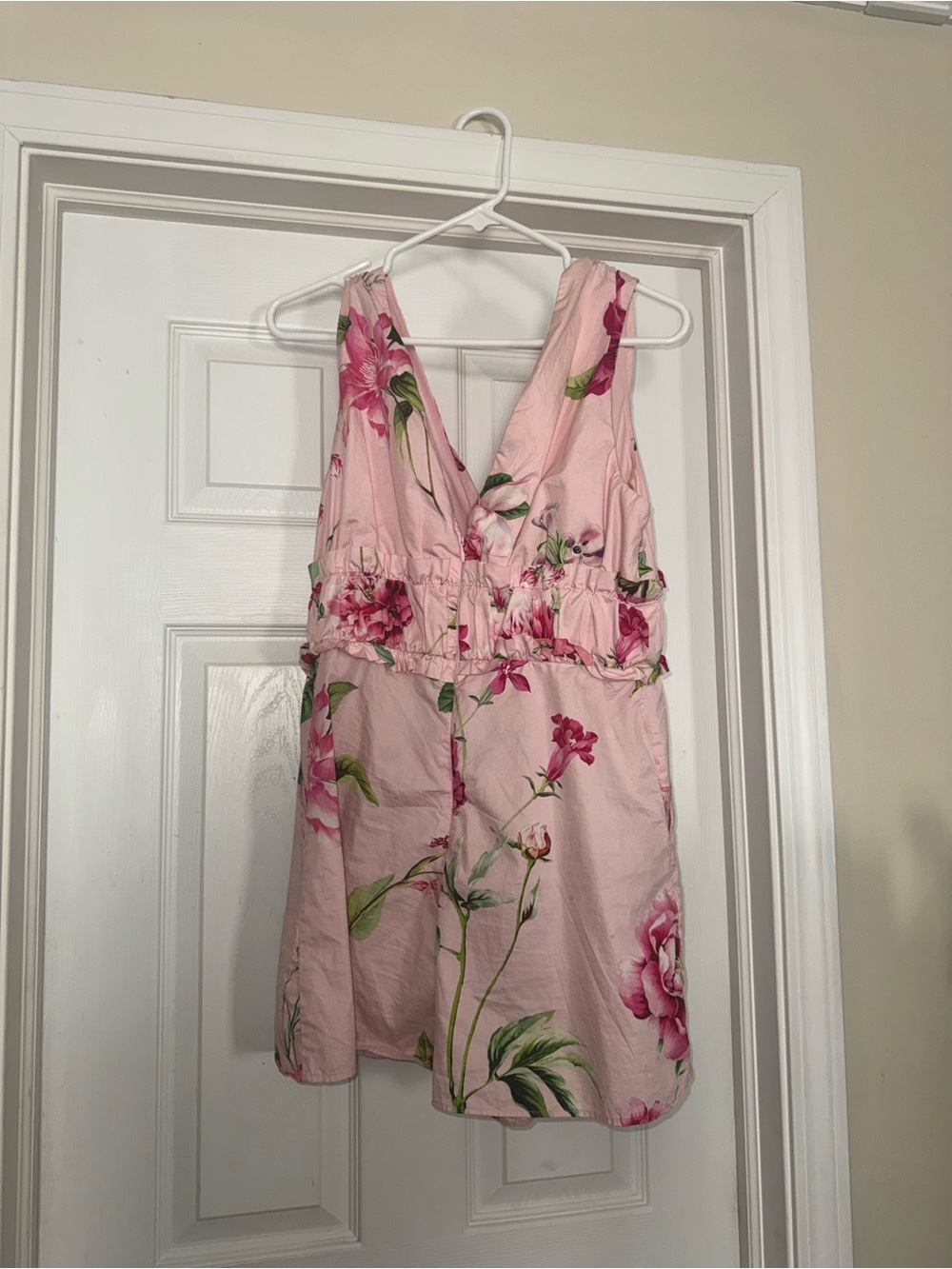 Express Pink Floral Sleeveless V-Neck Romper